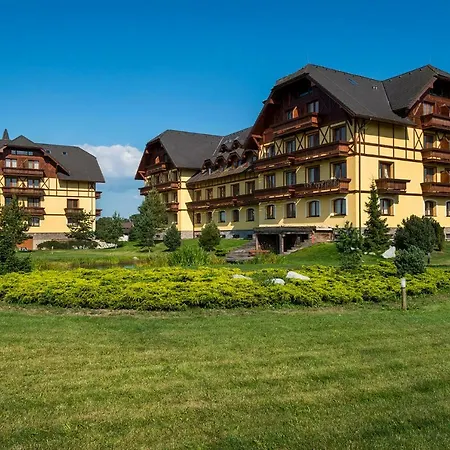 Lomnica Aparthotel 4*
